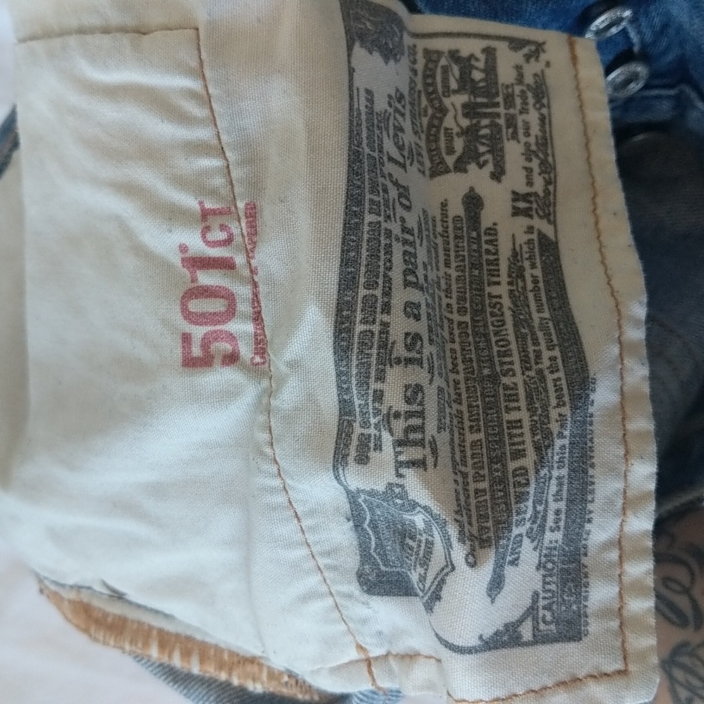 Patchwork Levi's W25 L32 - image 4